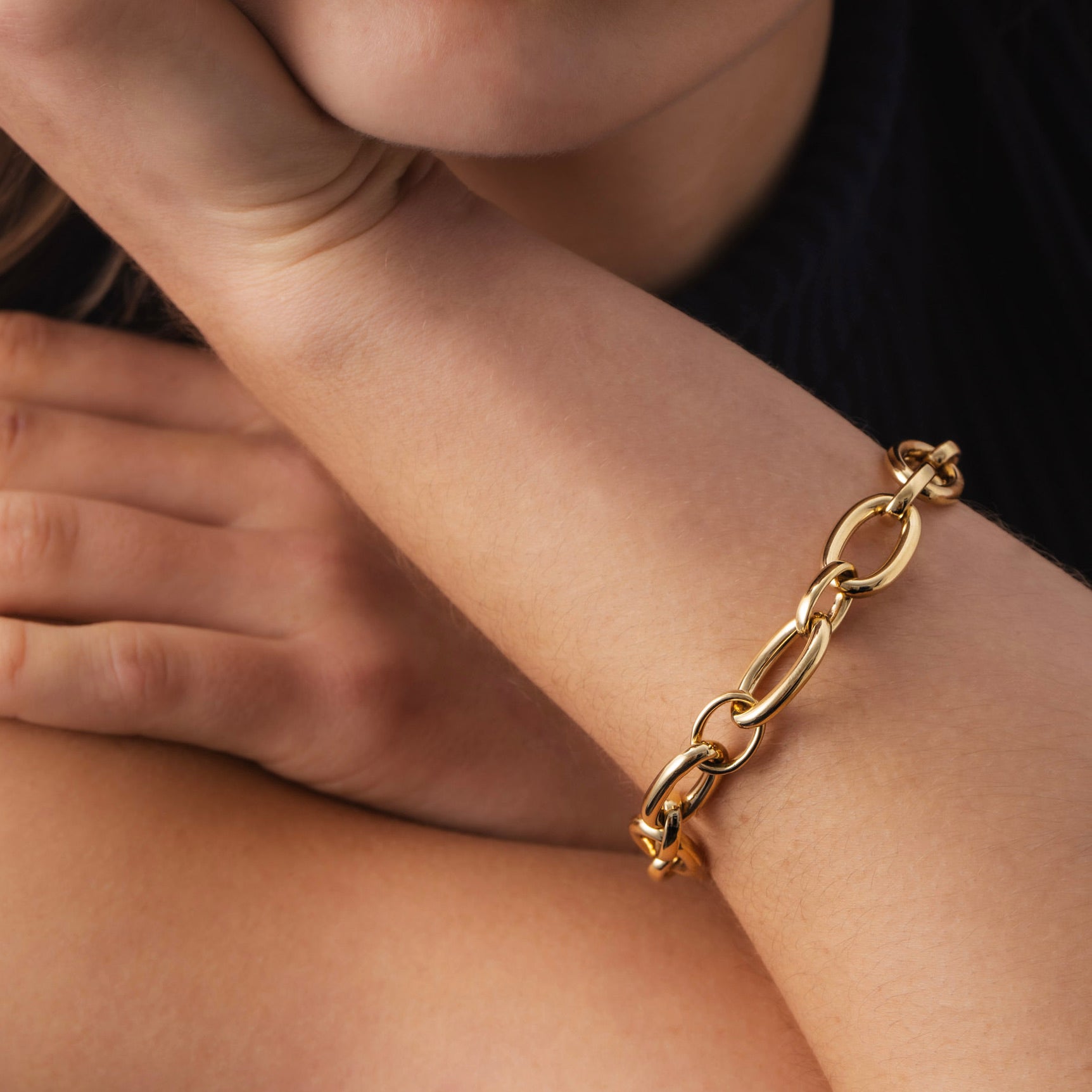 Diane 18K Gold Diamond Bracelet - R Narayan Jewellers | R Narayan Jewellers
